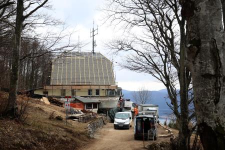 SLIVNICA OBNOVA STREHE 07 FOTO LJUBO VUKELIČ